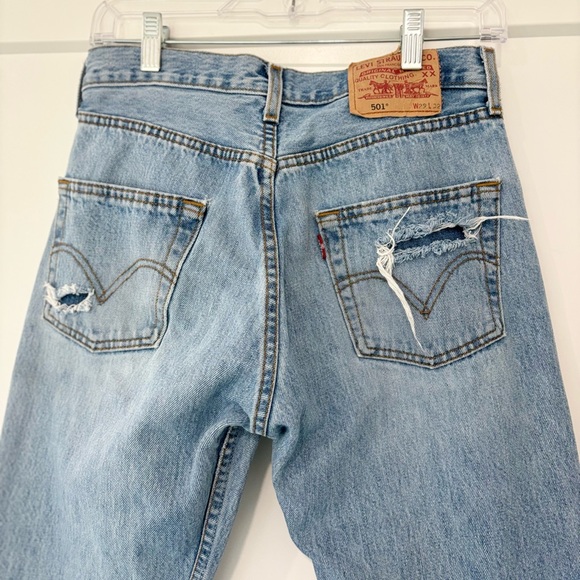 Levi’s Rare Vintage Light Wash 2004 Buttonfly 501  Straight Leg Distressed Jeans - Picture 9 of 12